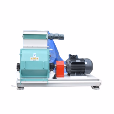 Qualifizierte Hammermühle für die Getreidemahlung von Futtermitteln für Landwirte im ländlichen Berggebiet